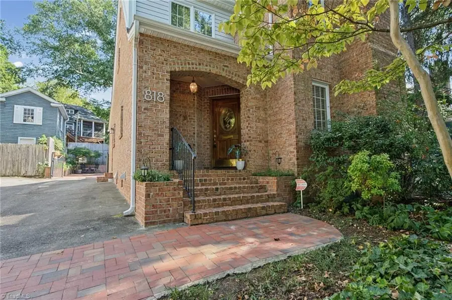 818 Carolina Avenue, Winston Salem, NC 27101 - #2