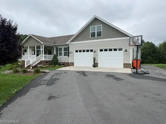 1017 Mount Zion Road, Pinnacle, NC 27043 - #1