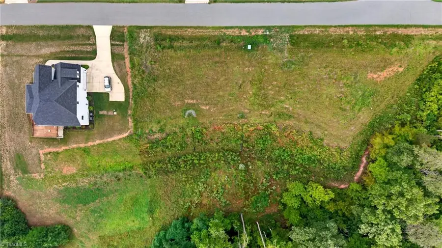 3816 Deerwood Acres Drive, Summerfield, NC 27358 - #3