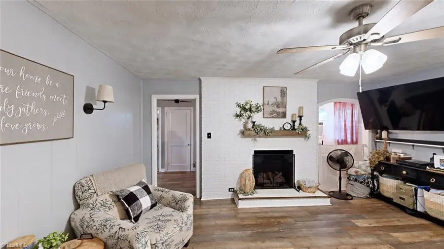 5441 Robinhood Road, Vienna, NC 27106 - #3