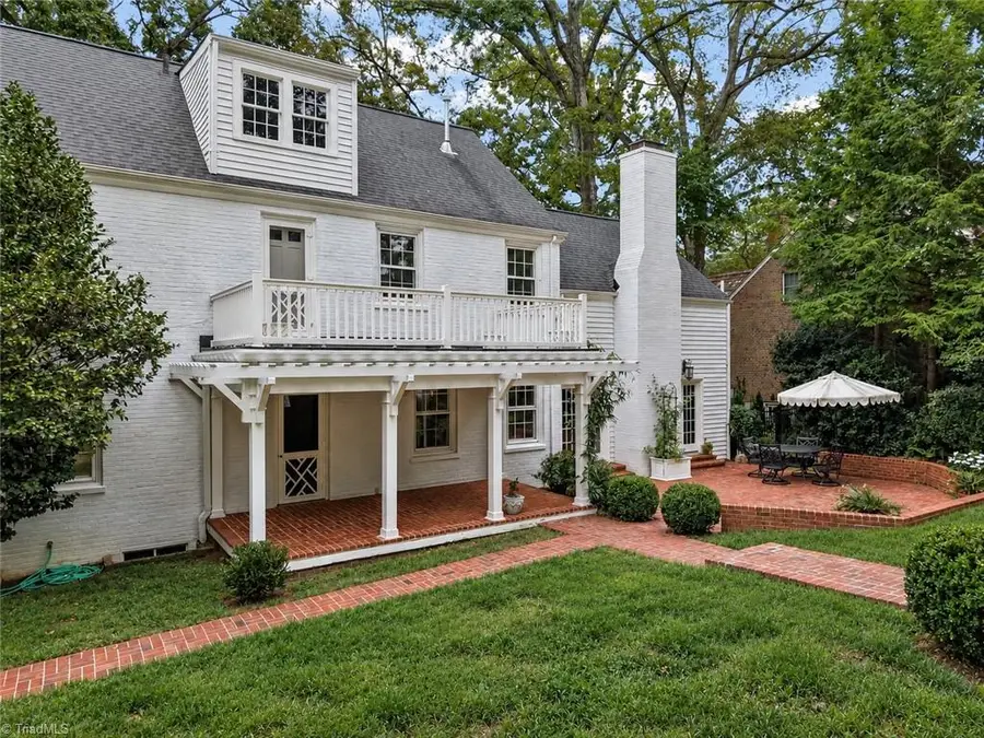 628 Roslyn Road, Winston Salem, NC 27104 - #2