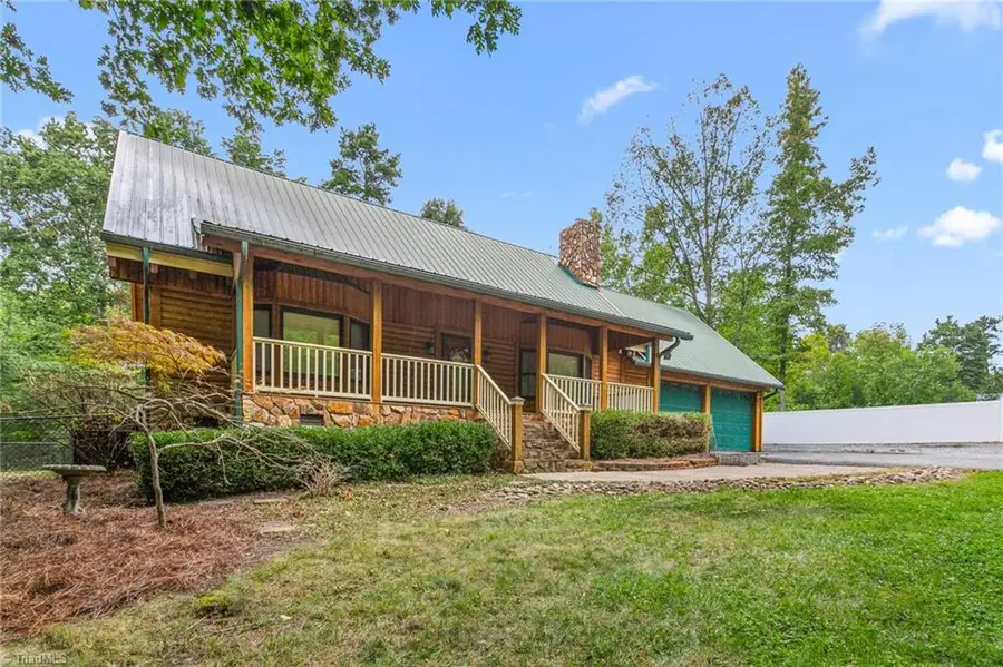 679 Bonnie Regan Road, Thomasville, NC 27360 - #3