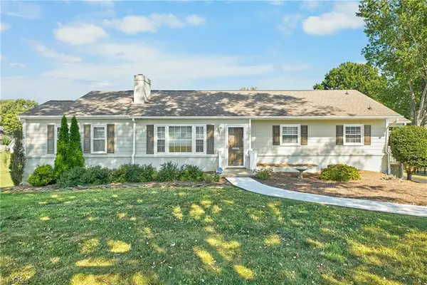 590 N Peace Haven Road, Winston-Salem, NC 27104