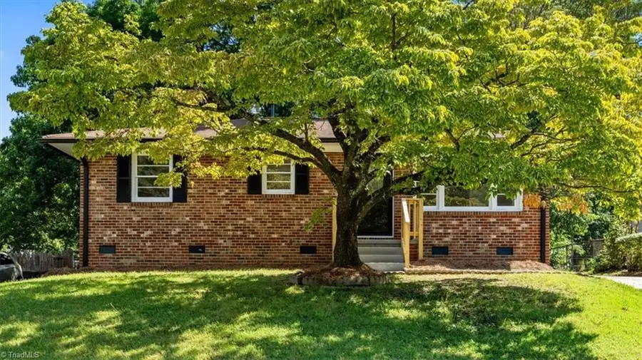 1804 Woodmere Drive, Greensboro, NC 27405 - #2