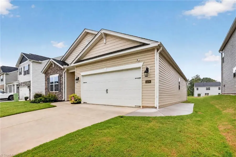 3104 Middle Creek Lane, Greensboro, NC 27405 - #2