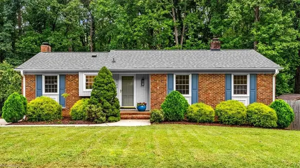 2708 Asbury Terrace, Greensboro, NC 27408