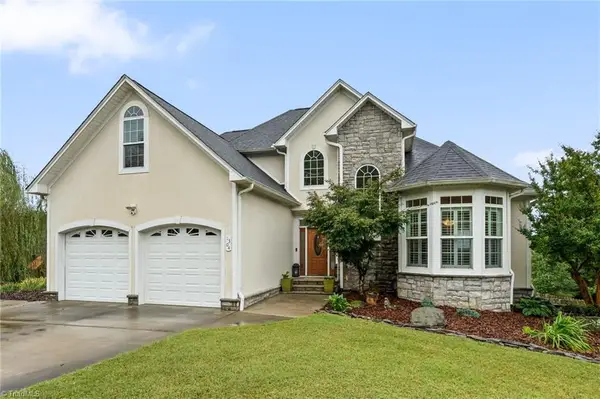 1304 Bradford Lane, Archdale, NC 27263
