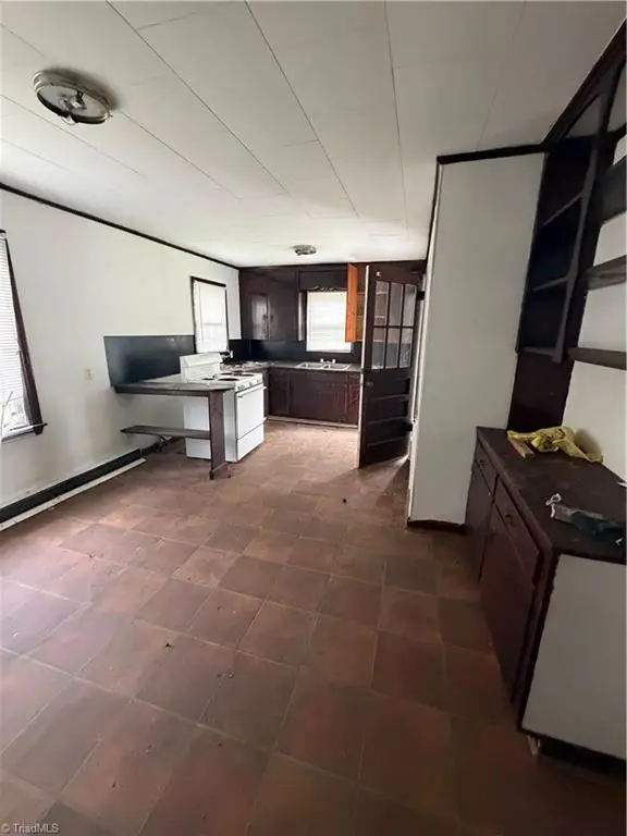2805 W Vandalia Road, Greensboro, NC 27407 - #2
