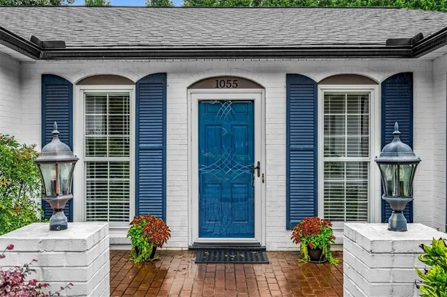 1055 Foothills Drive, Kernersville, NC 27284 - #3