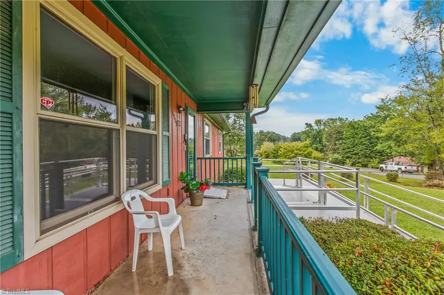 3630 Kinghill Drive, Winston Salem, NC 27105 - #3