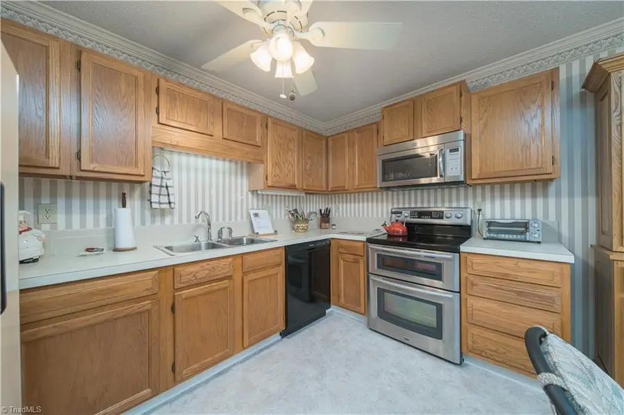 652 Lantern Ridge Drive, Winston Salem, NC 27104 - #3