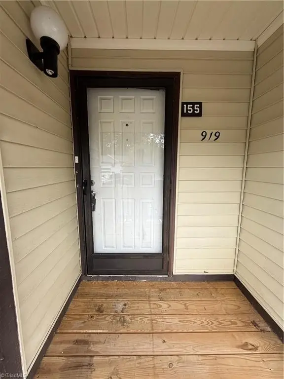 919 Ridge Court #155, Winston-Salem, NC 27107
