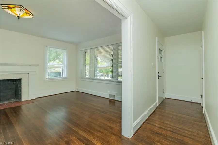 208 Avondale Drive, Lexington, NC 27295 - #2