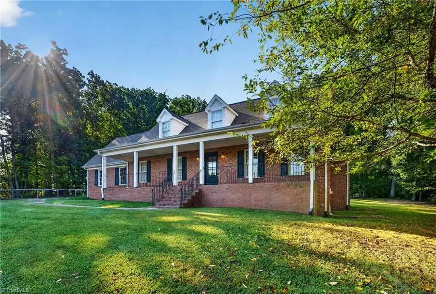1512 Oak Ridge Road, Kernersville, NC 27284 - #2