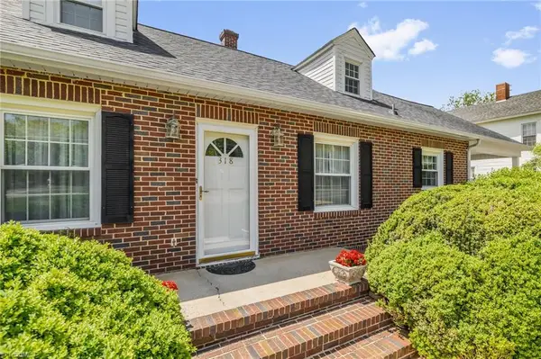 318 S Fayetteville Street, Liberty, NC 27298