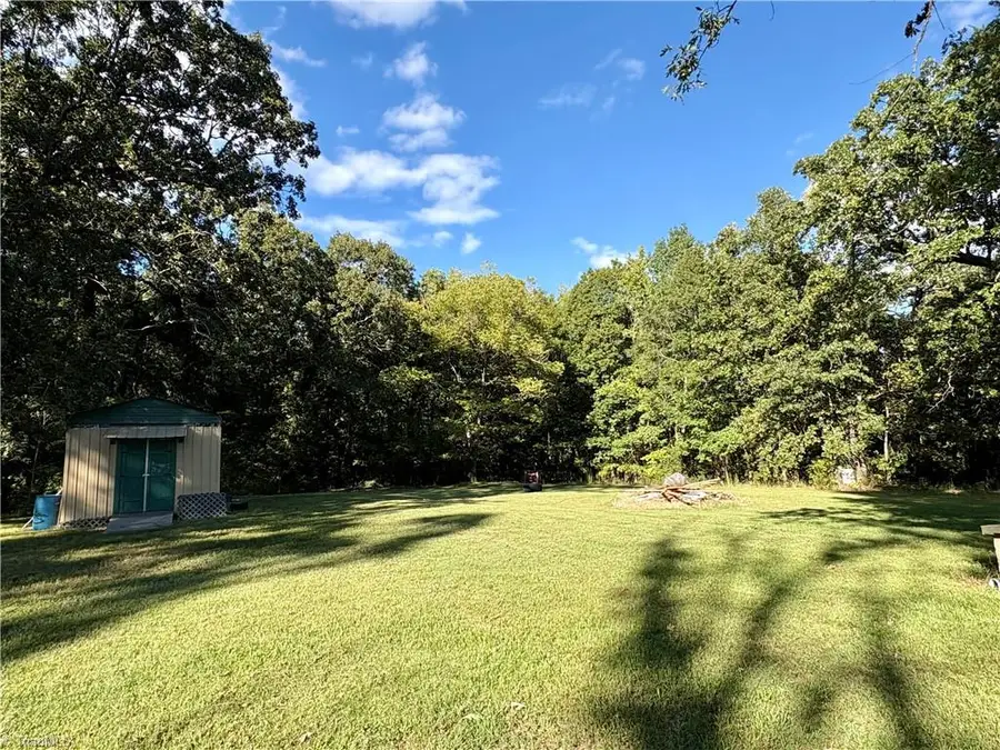 1207 Dill Street, High Point, NC 27263 - #3