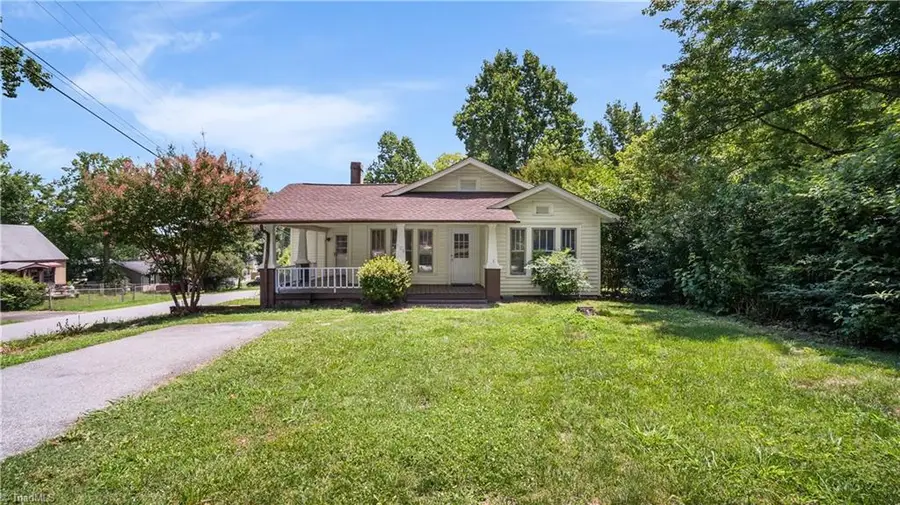 106 Northview Place, High Point, NC 27263 - #2