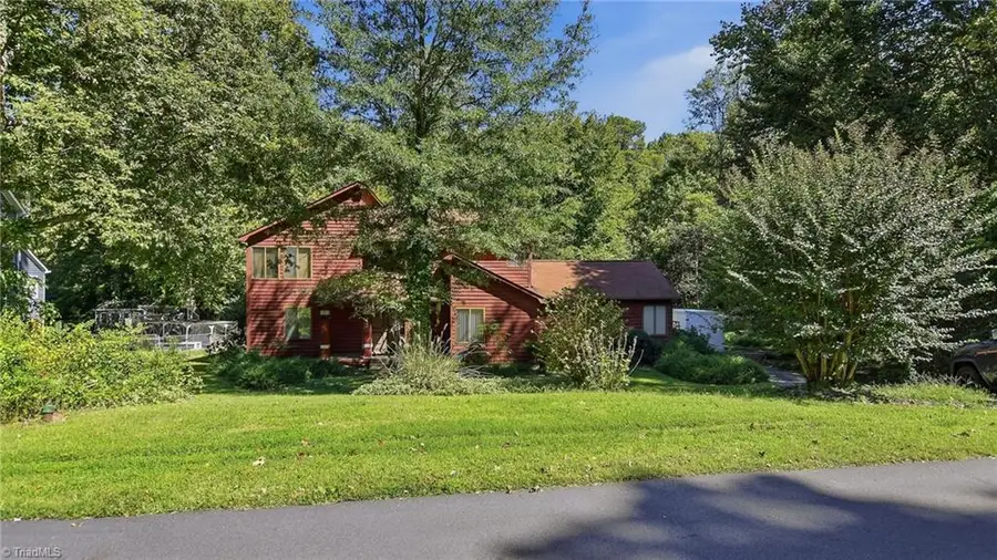 3808 Briarwood Avenue, High Point, NC 27265 - #3