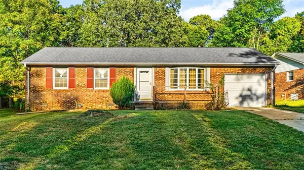 4105 Flagstaff Court, Greensboro, NC 27406
