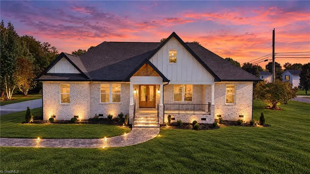 122 Manteo Road, Lexington, NC 27292 - #1