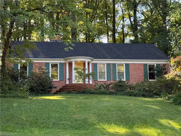 102 Sparger Place, Greensboro, NC 27455