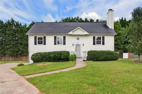 3921 Quillmark Court, Winston-Salem, NC 27127