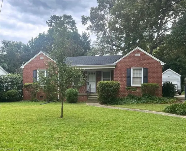 1316 Hawthorne Lane, Burlington, NC 27215