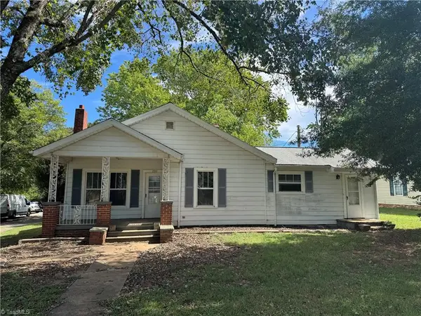 2311 Mullins Drive, Winston-Salem, NC 27107