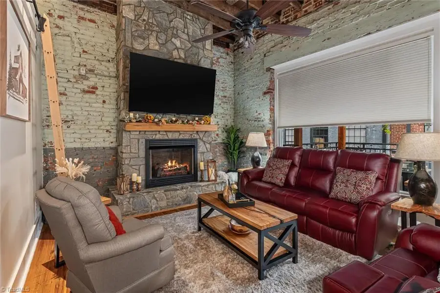 232 Willow Street #202, Mount Airy, NC 27030 - #3