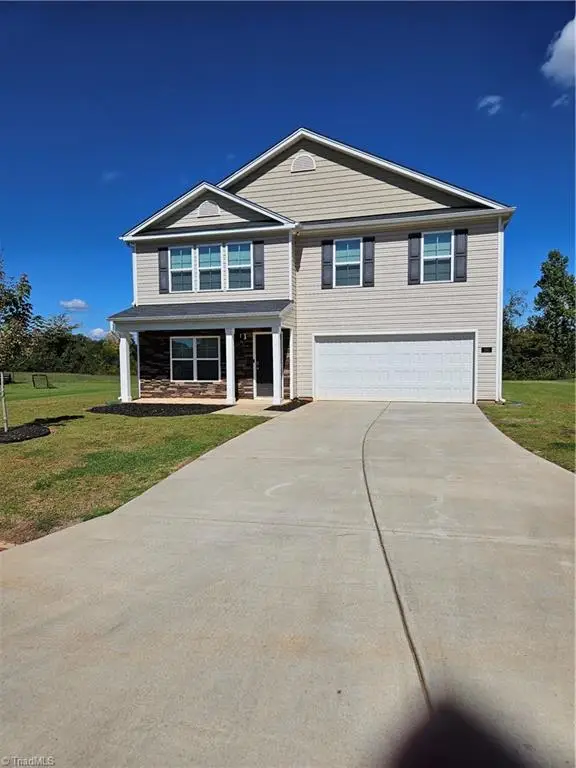 160 Warbler Way, Lexington, NC 27295