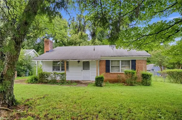 2614 Norwood Drive, Greensboro, NC 27407