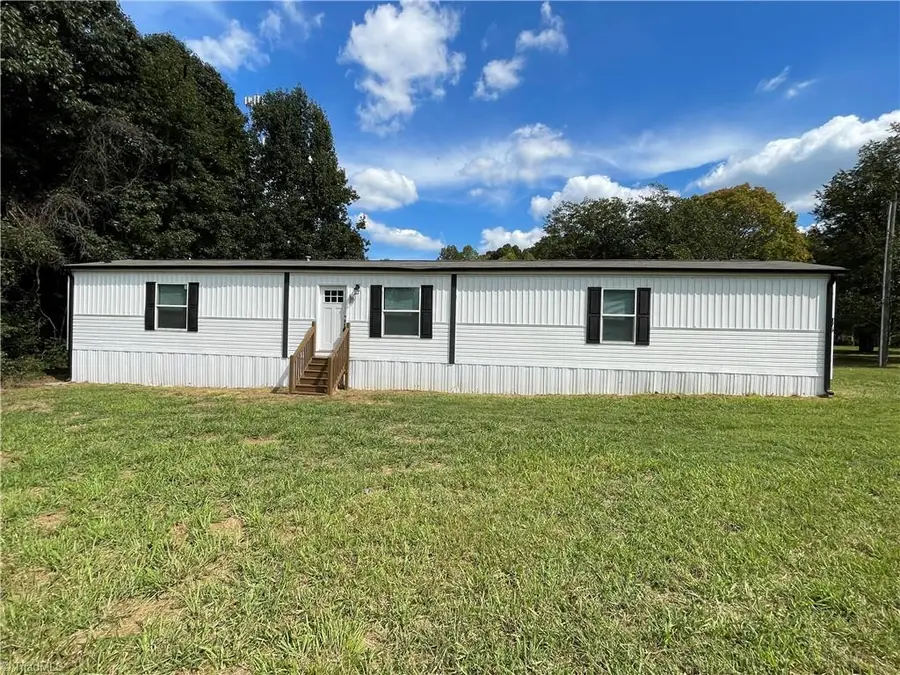 175 Howard Lane, Lexington, NC 27295 - #2