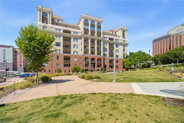 1 Park Vista Lane #350, Winston-Salem, NC 27101