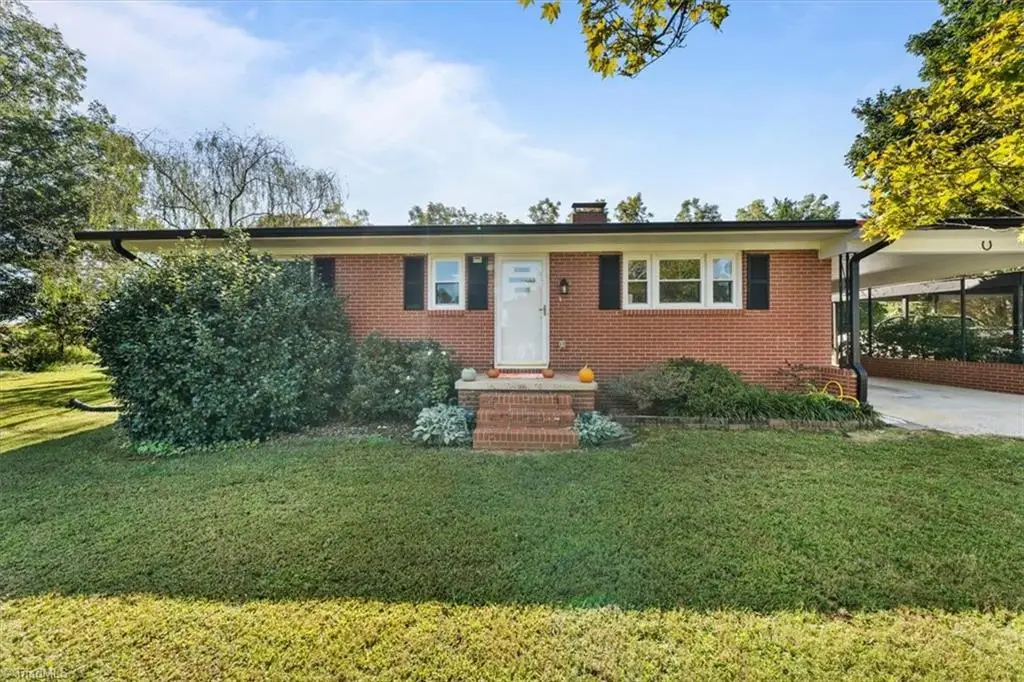 334 Beane Road, Seagrove, NC 27341 - #1