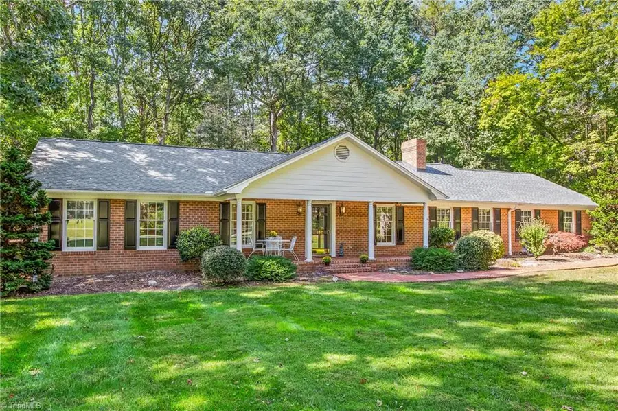 182 Ridgewood Drive, Mount Airy, NC 27030 - #2