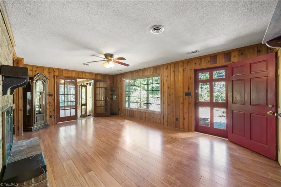 6700 Skylark Road, Pfafftown, NC 27040 - #2