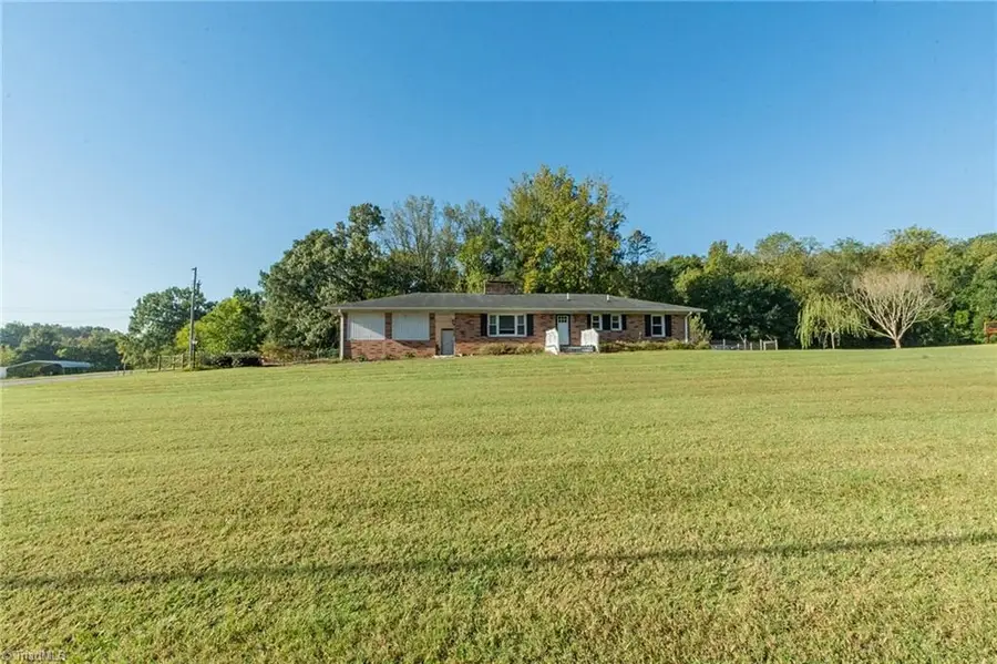 1829 Hill Everhart Road, Lexington, NC 27295 - #2