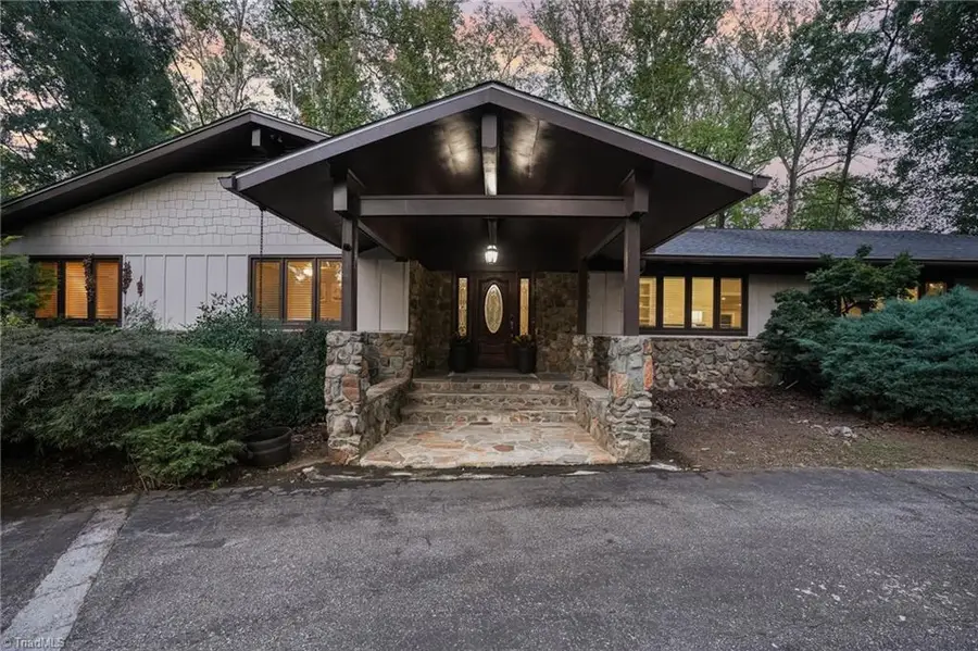 3301 Forsyth Drive, Greensboro, NC 27407 - #3