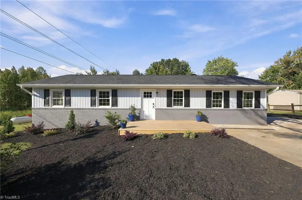 570 Smith Edwards Road, Kernersville, NC 27284 - #1