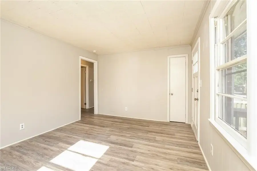 1006 E Devonshire Street, Winston Salem, NC 27107 - #3