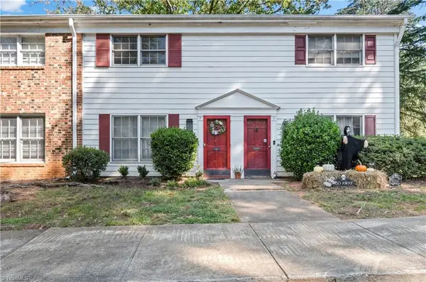 2821 Tully Square #F, Winston-Salem, NC 27106
