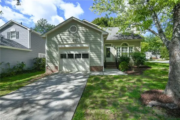 5 Irving Park Lane, Greensboro, NC 27455