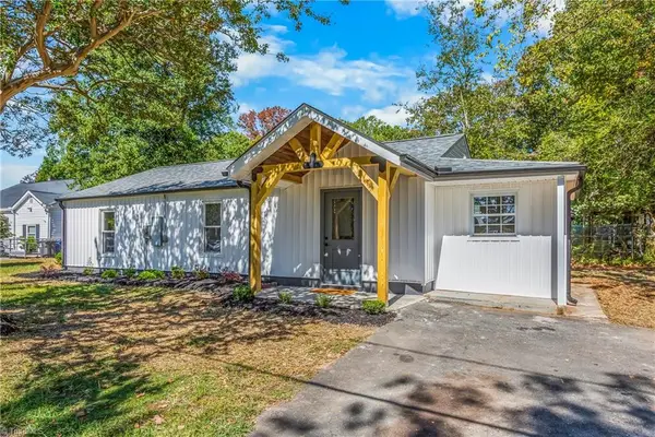 3726 Konnoak Drive, Winston-Salem, NC 27127