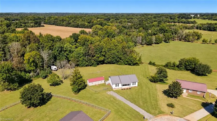 285 Raven Circle, Lexington, NC 27292 - #2