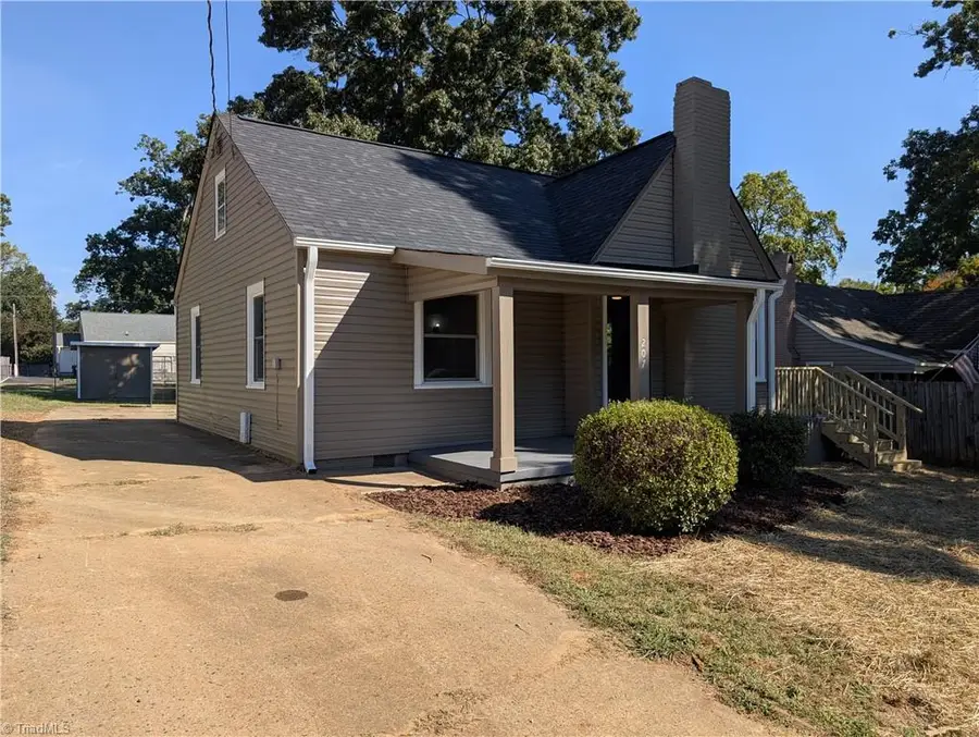 207 Springfield Road, High Point, NC 27263 - #2