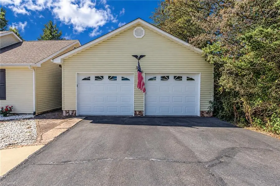 385 Wr Gillespie Road, Dobson, NC 27101 - #3