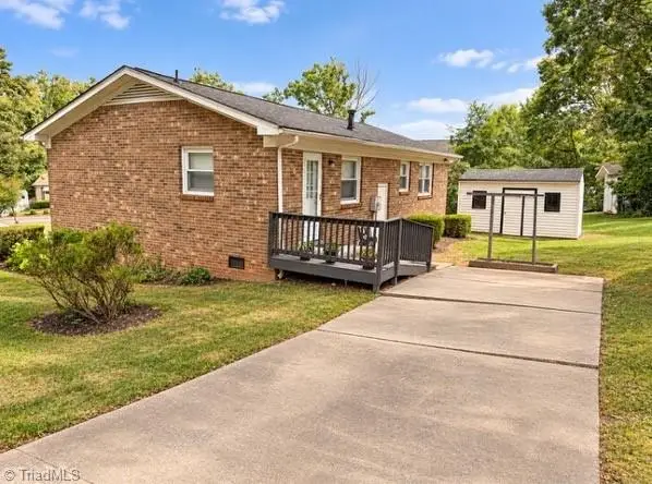 3980 Burnham Circle, Winston Salem, NC 27105 - #3