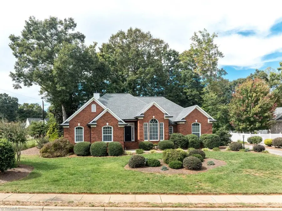 400 Savannah Lane, Kernersville, NC 27284 - #3