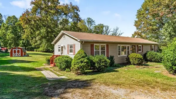 7739 Eversfield Road, Summerfield, NC 27358