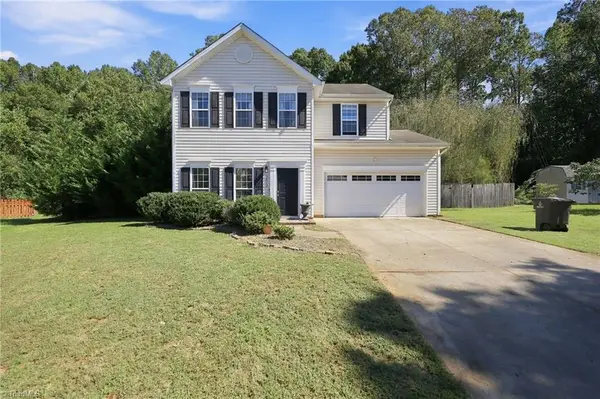 203 Crest Stone Court, Kernersville, NC 27284